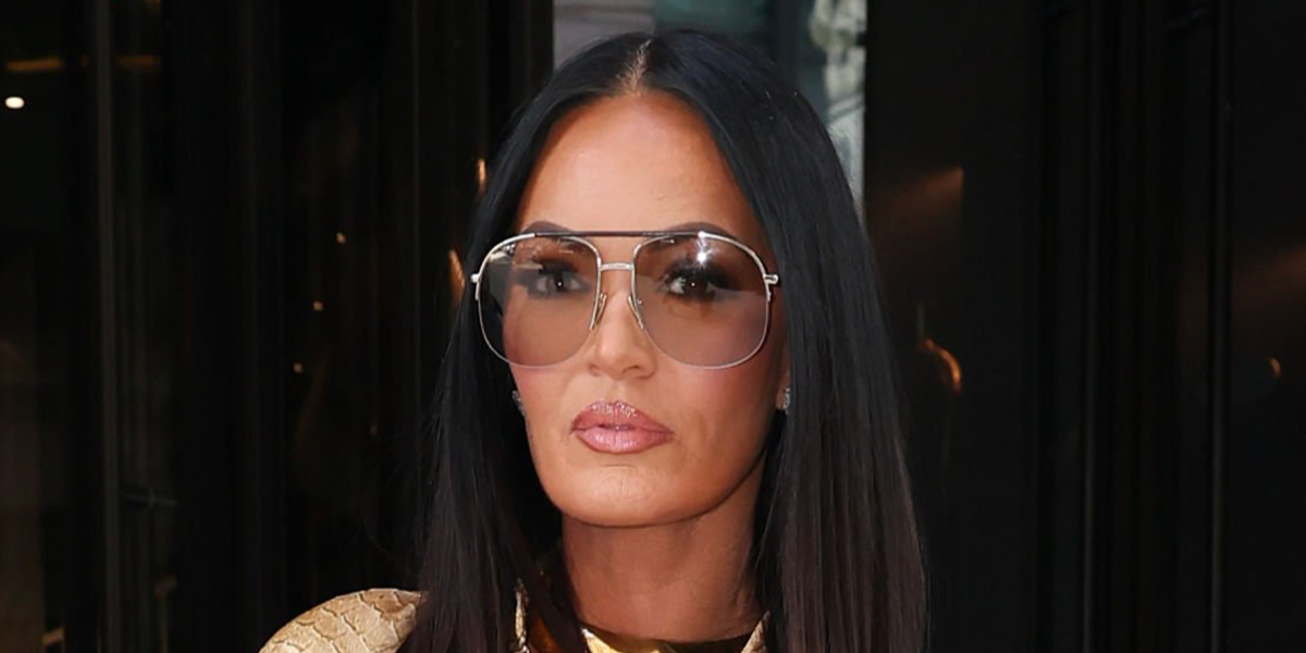 Gucci GG2165S 002 - As Seen On Lisa Barlow & Ho Ngoc Ha
