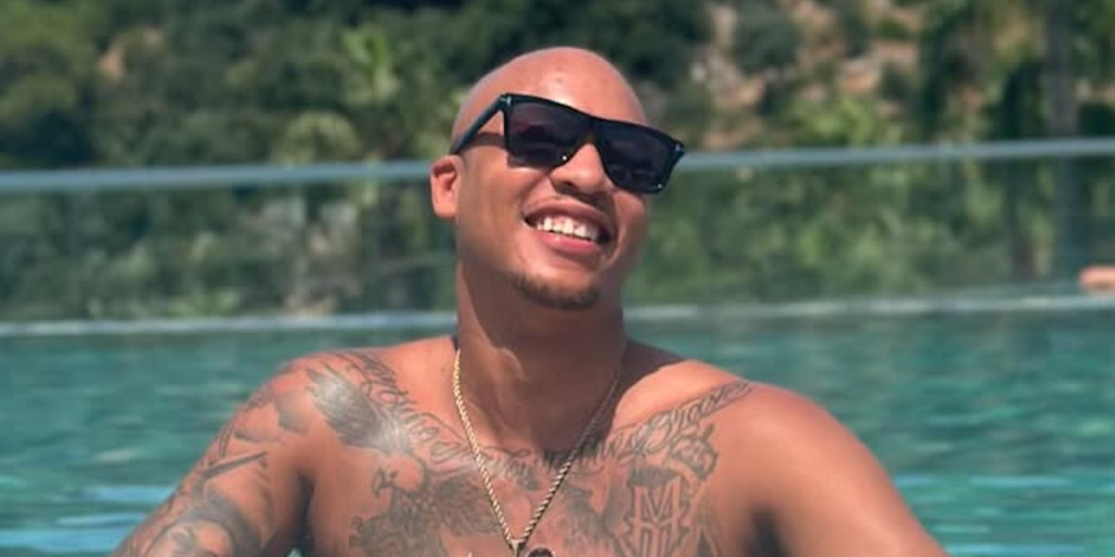 Tom Ford Buckley-02 TF906-N 01A - As Seen On Chanyeol & Jalen Hurts