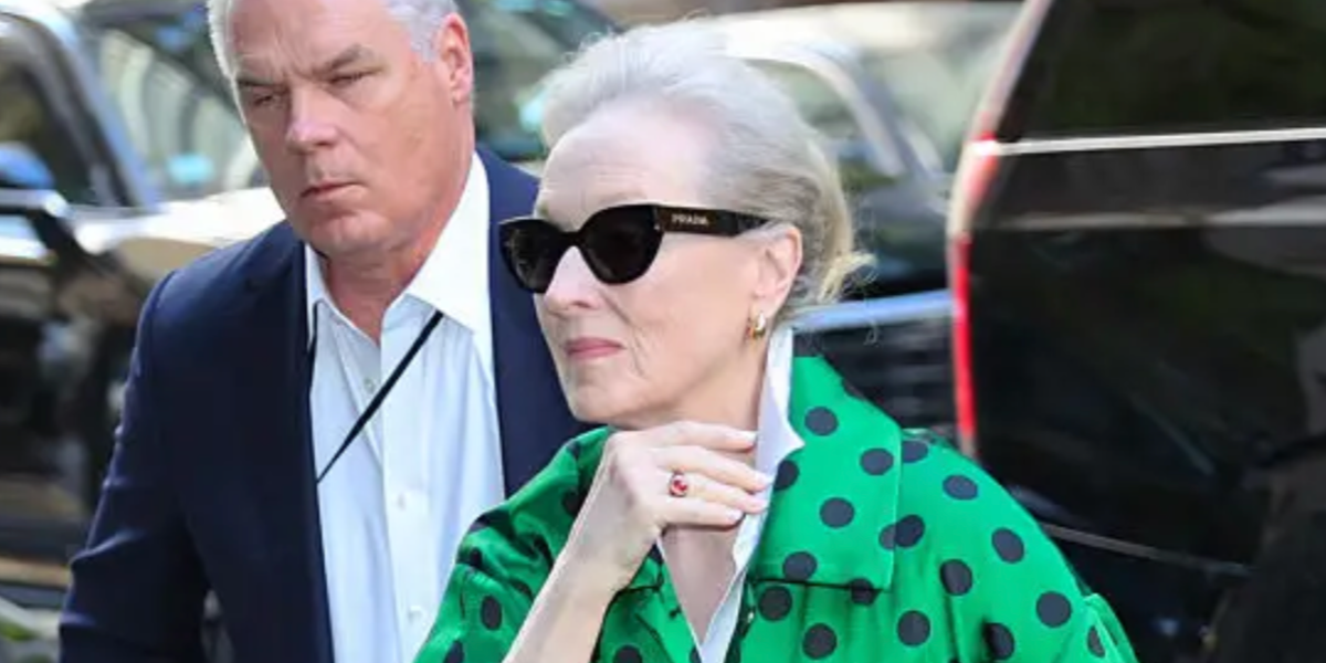 Prada PR A09S 1AB5S0 - As Seen On Lisa Barlow & Meryl Streep