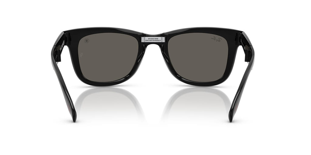 Ray-Ban Folding Wayfarer RB4105
