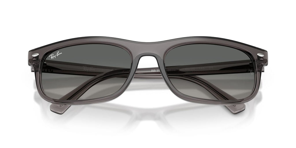 Ray-Ban RB2224